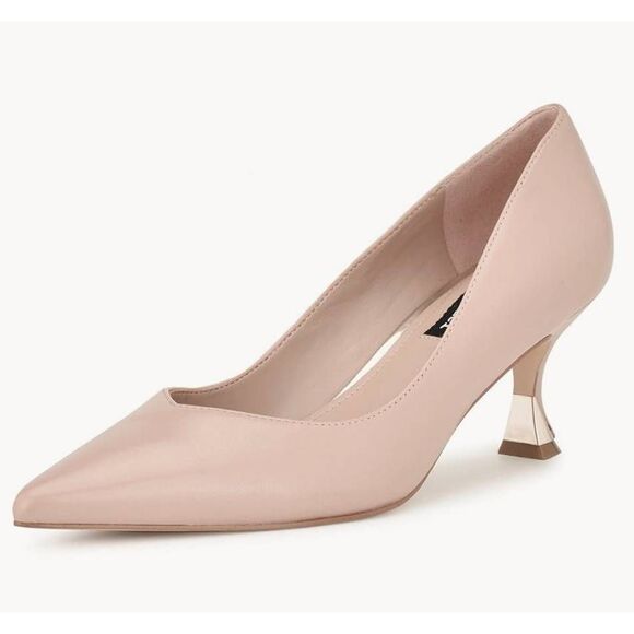 Nine West Pumps Leather Pointed Toe Blush Size 8.5 Slip On Heels - Picture 1 of 6
